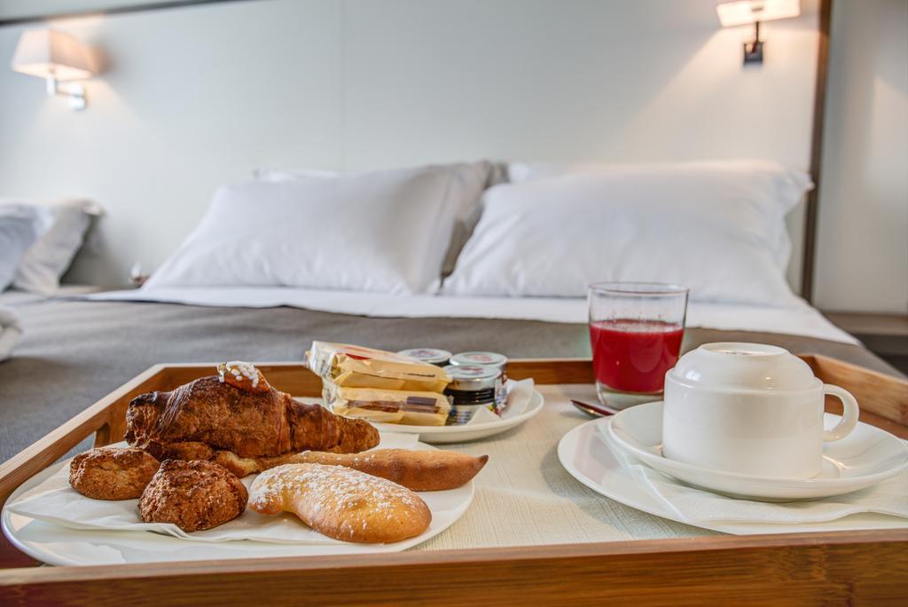 Hotel Cristallo Cattolica Chambre photo